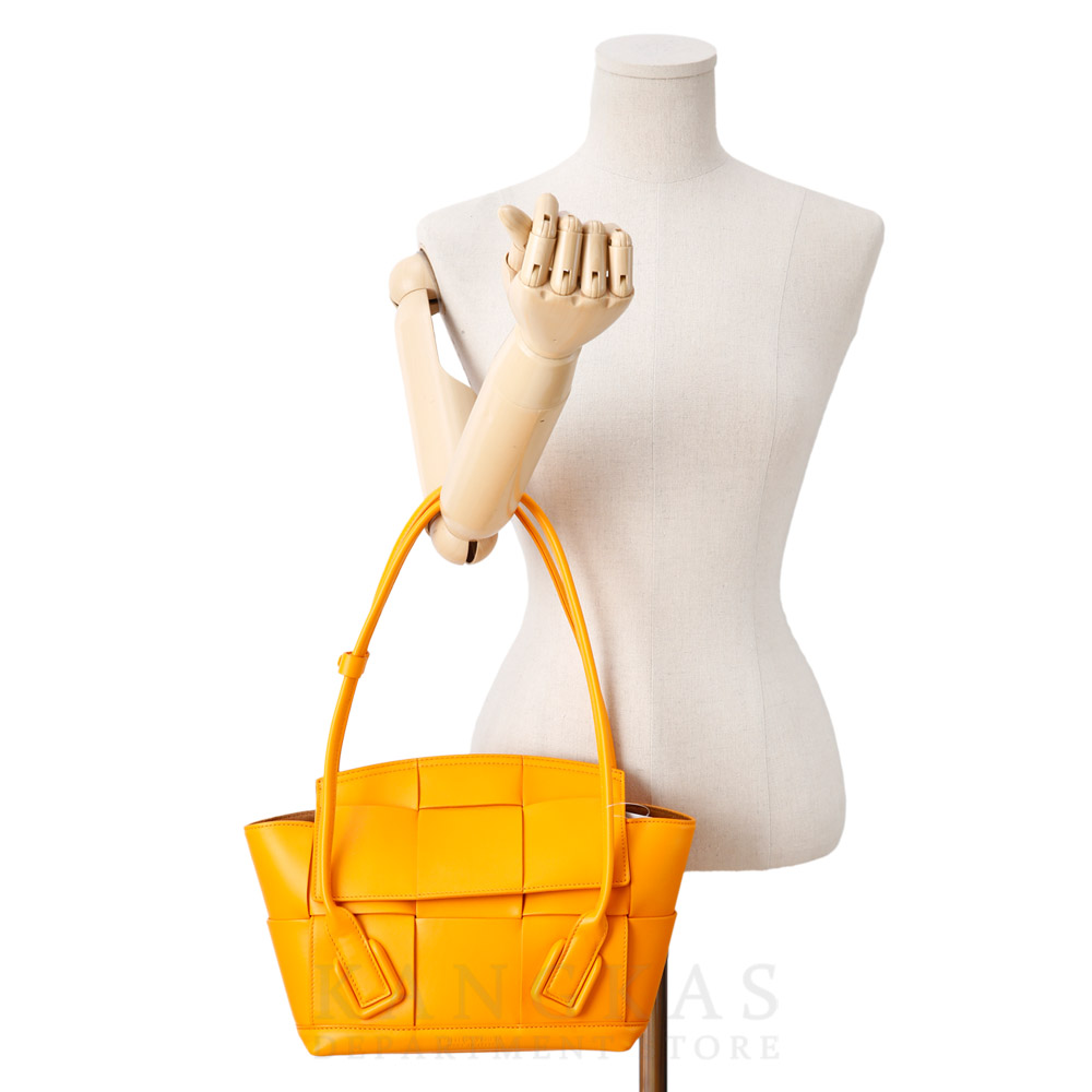 BOTTEGA VENETA(USED)보테가베네타 위빙 앗치 토트백